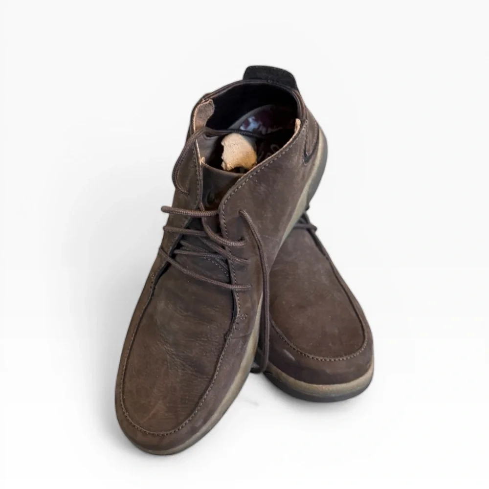 OluKai Men's Dark Brown Chukka Boots